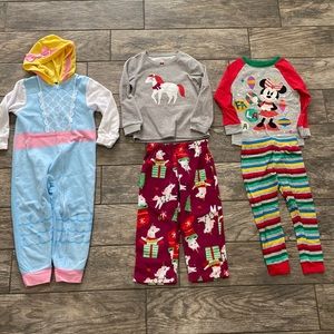 Girls size 4 winter pj lot